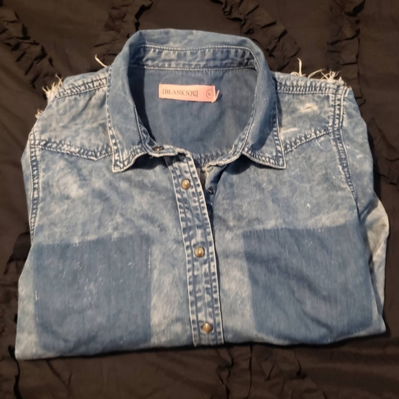 BlankNYC Girls Distressed Denim Shirt Size XL - Picture 2 of 5